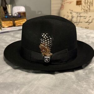 Stacy Adams Classic Black Fedora with Feather Detail